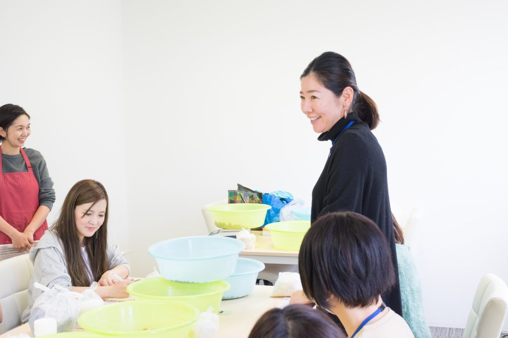 温活女子会　味噌ワークショップの様子